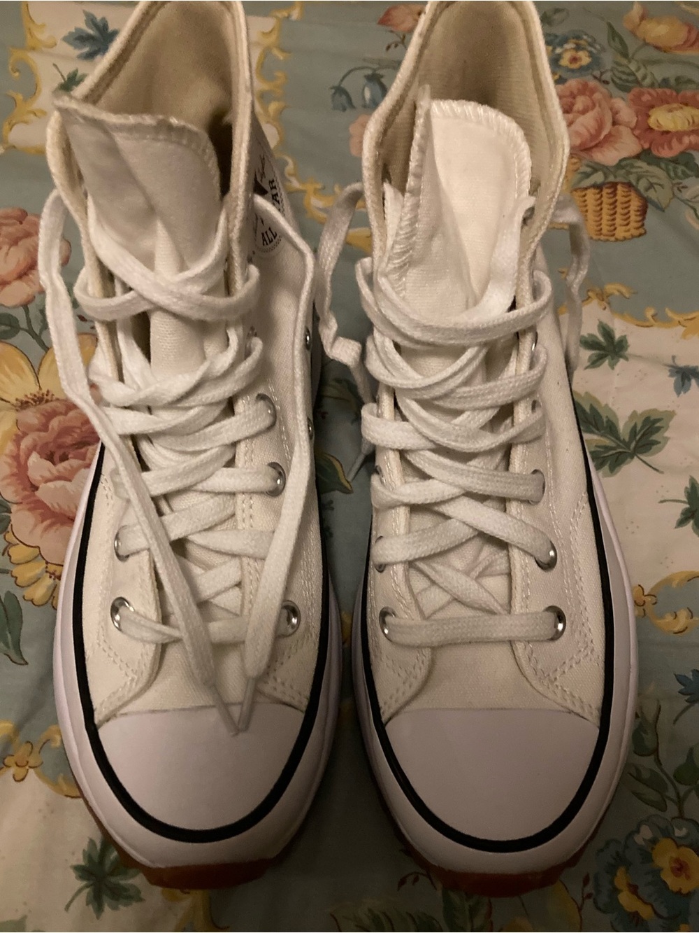 Converse Run Star Hike
